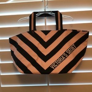 Victoria’s Secret Weekender
